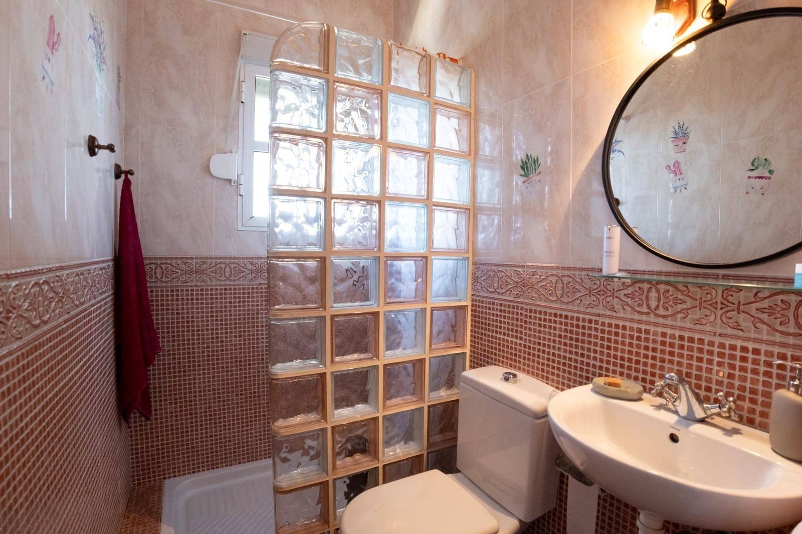 4 soveværelse Villa til salg i Salteras med swimmingpool - € 285.000 (Ref: 8957132)