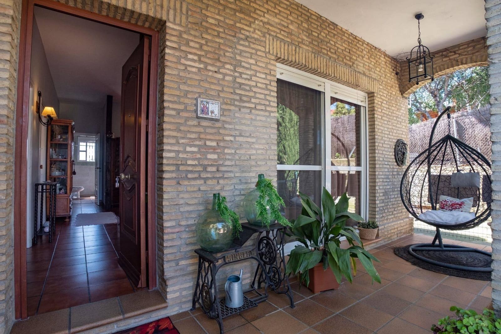 4 soveværelse Villa til salg i Salteras med swimmingpool - € 285.000 (Ref: 8957132)