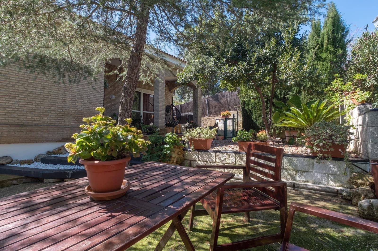 4 soveværelse Villa til salg i Salteras med swimmingpool - € 285.000 (Ref: 8957132)