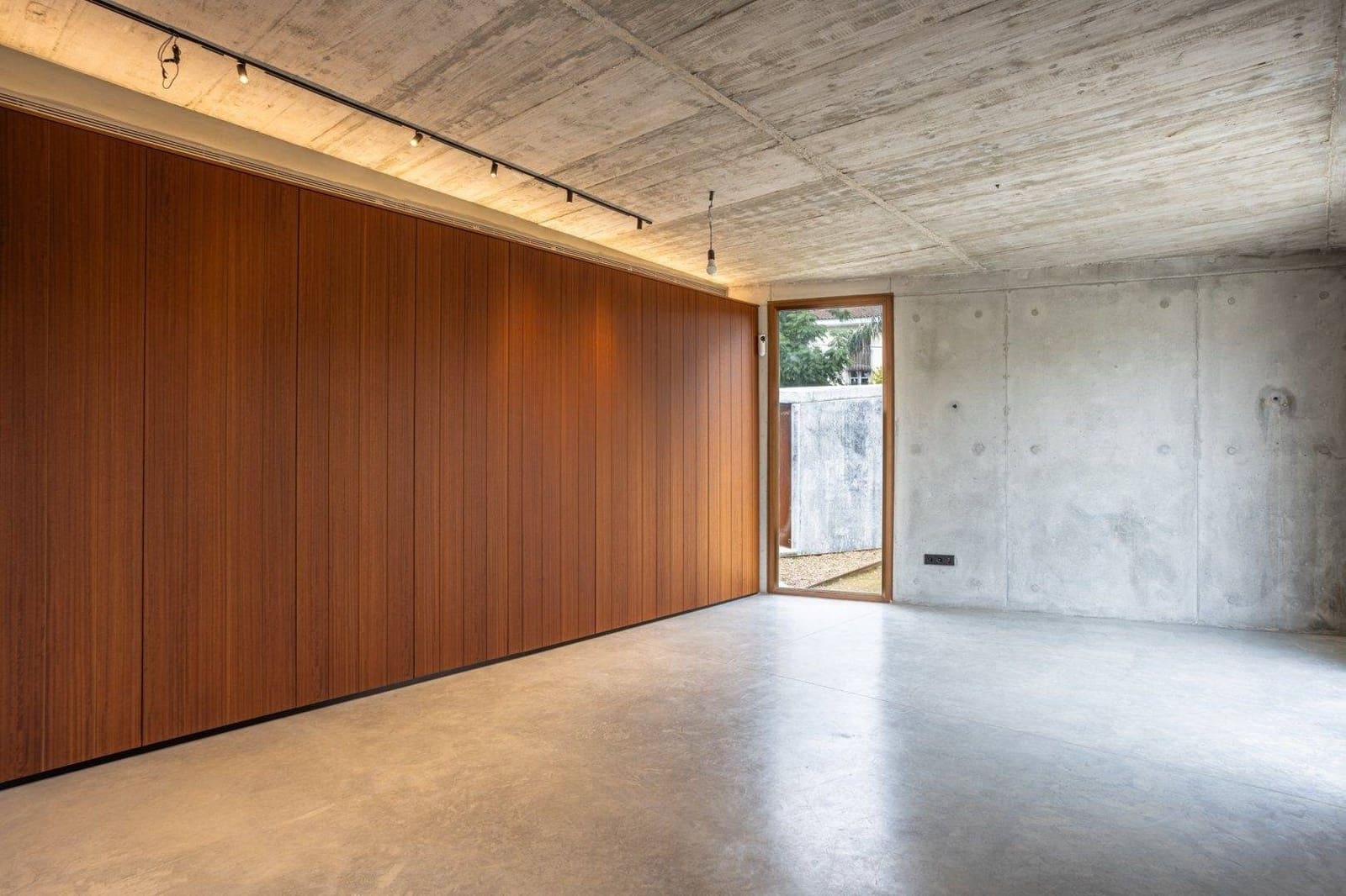 3 soverom Villa til salgs i Carmona med svømmebasseng garasje - € 525 000 (Ref: 9020973)