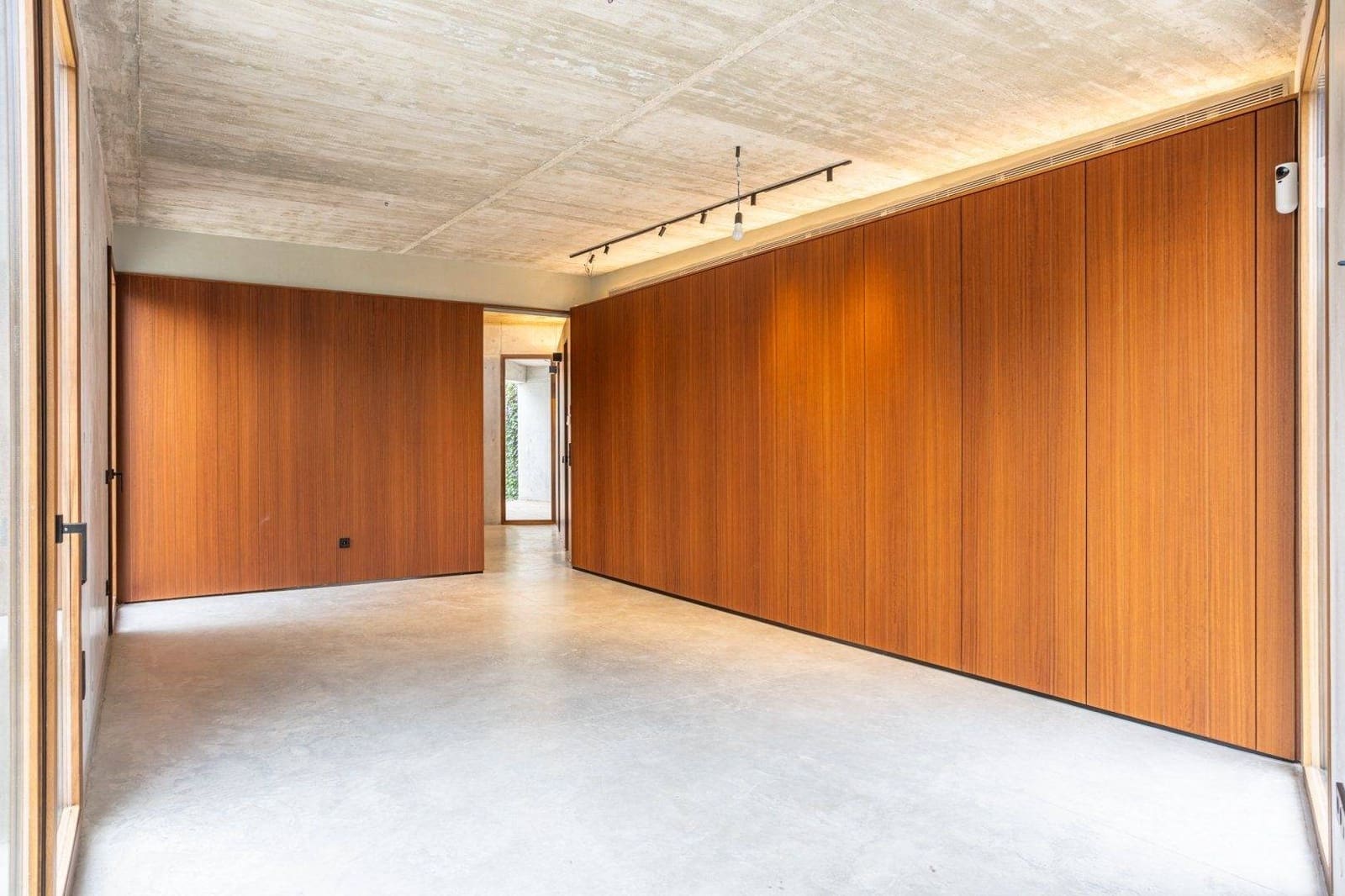 3 soverom Villa til salgs i Carmona med svømmebasseng garasje - € 525 000 (Ref: 9020973)