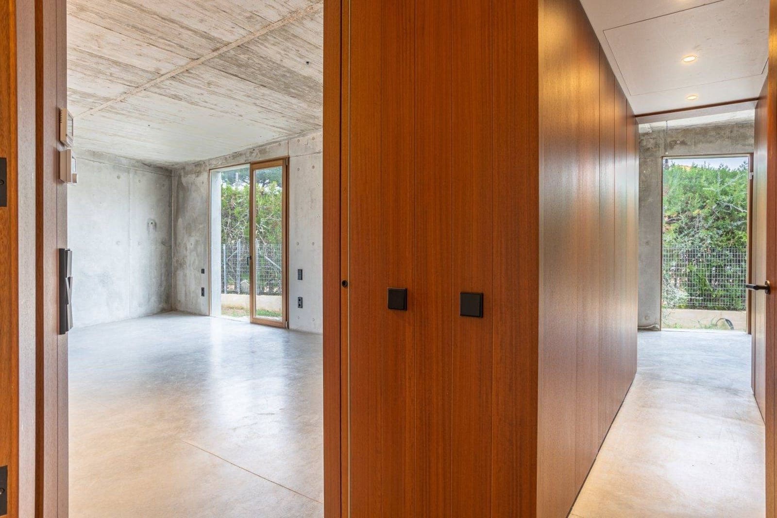 3 soverom Villa til salgs i Carmona med svømmebasseng garasje - € 525 000 (Ref: 9020973)