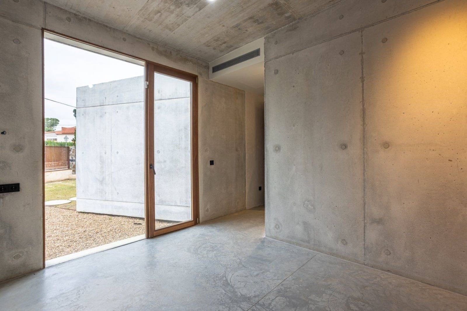 3 soverom Villa til salgs i Carmona med svømmebasseng garasje - € 525 000 (Ref: 9020973)