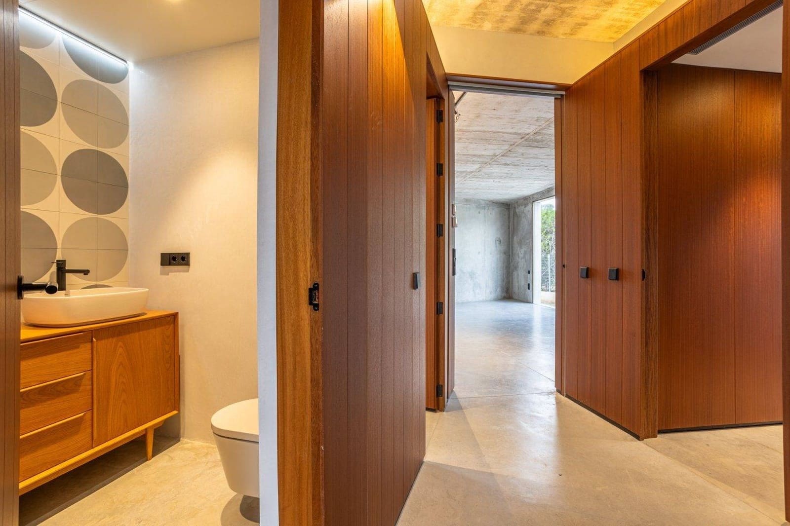 3 soverom Villa til salgs i Carmona med svømmebasseng garasje - € 525 000 (Ref: 9020973)