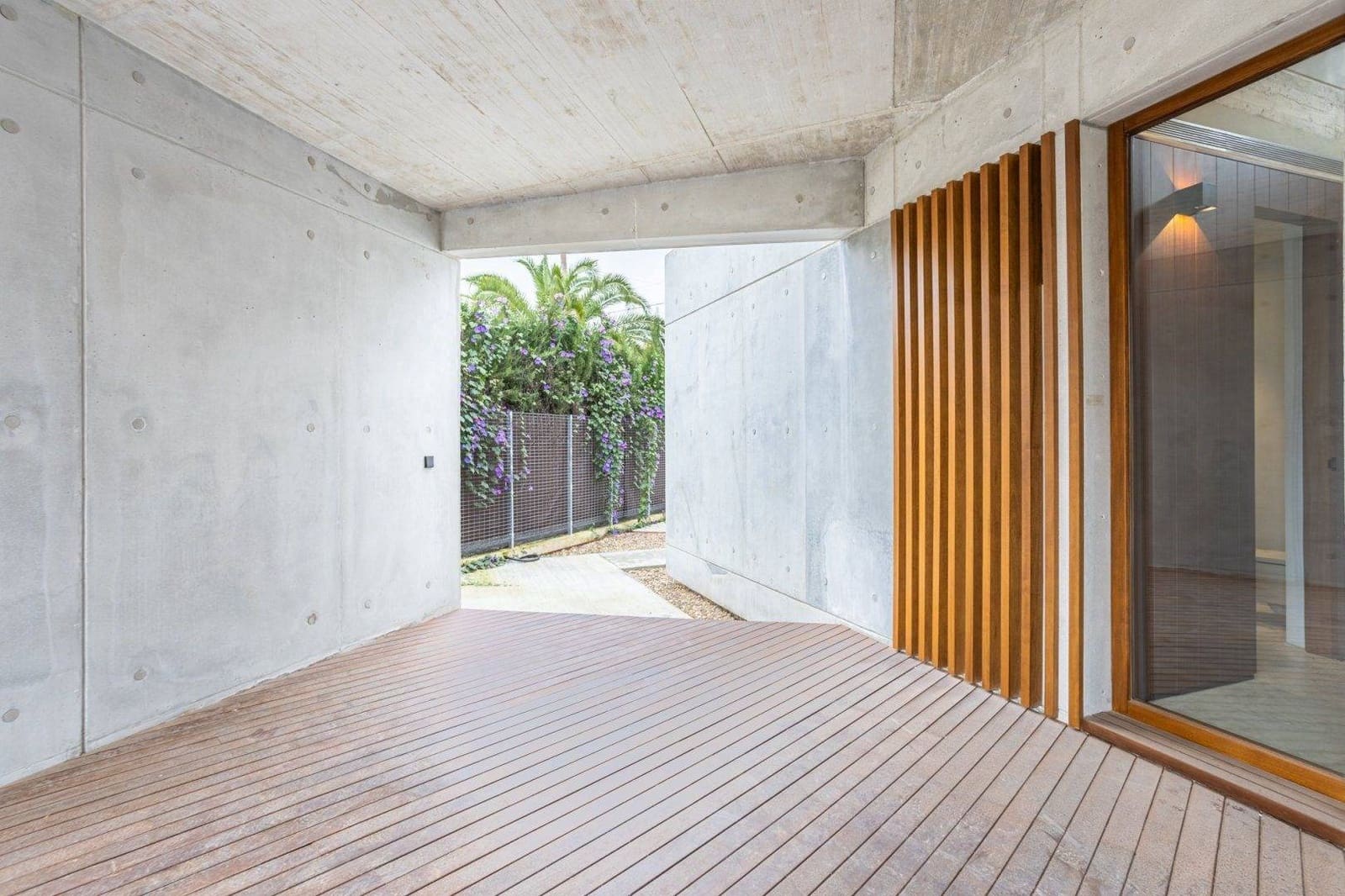 3 soverom Villa til salgs i Carmona med svømmebasseng garasje - € 525 000 (Ref: 9020973)