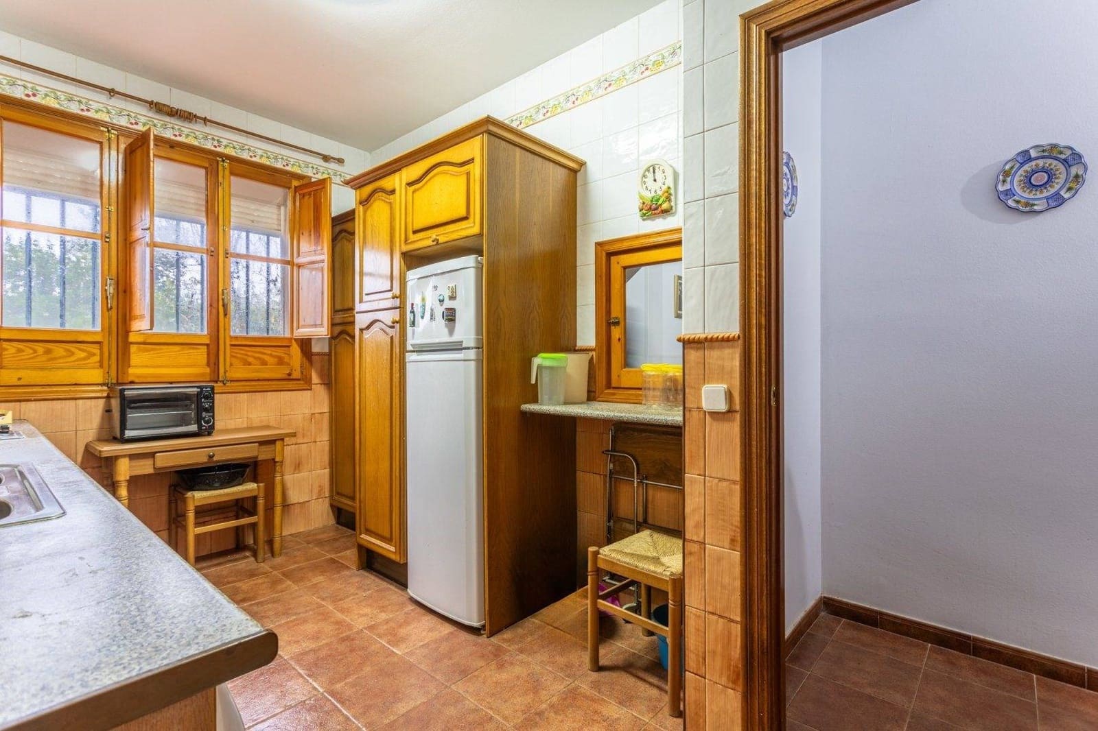 5 soveværelse Villa til salg i Sanlucar la Mayor med swimmingpool garage - € 379.990 (Ref: 9031519)