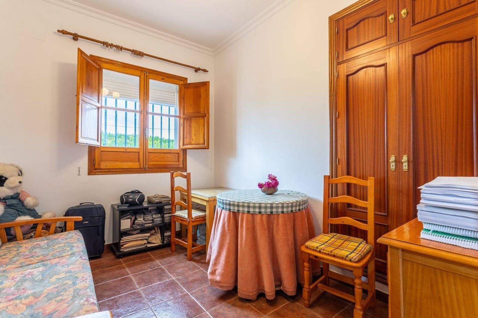 5 soveværelse Villa til salg i Sanlucar la Mayor med swimmingpool garage - € 379.990 (Ref: 9031519)