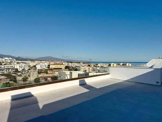 3 bedroom Penthouse for sale in Estepona with pool garage - € 975,000 (Ref: 9042238)