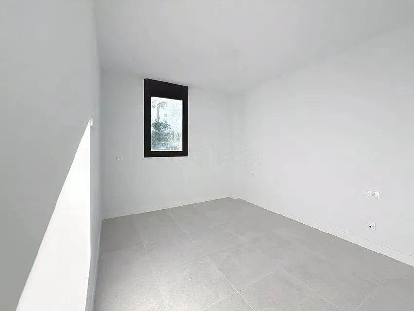 3 bedroom Penthouse for sale in Estepona with pool garage - € 975,000 (Ref: 9042238)