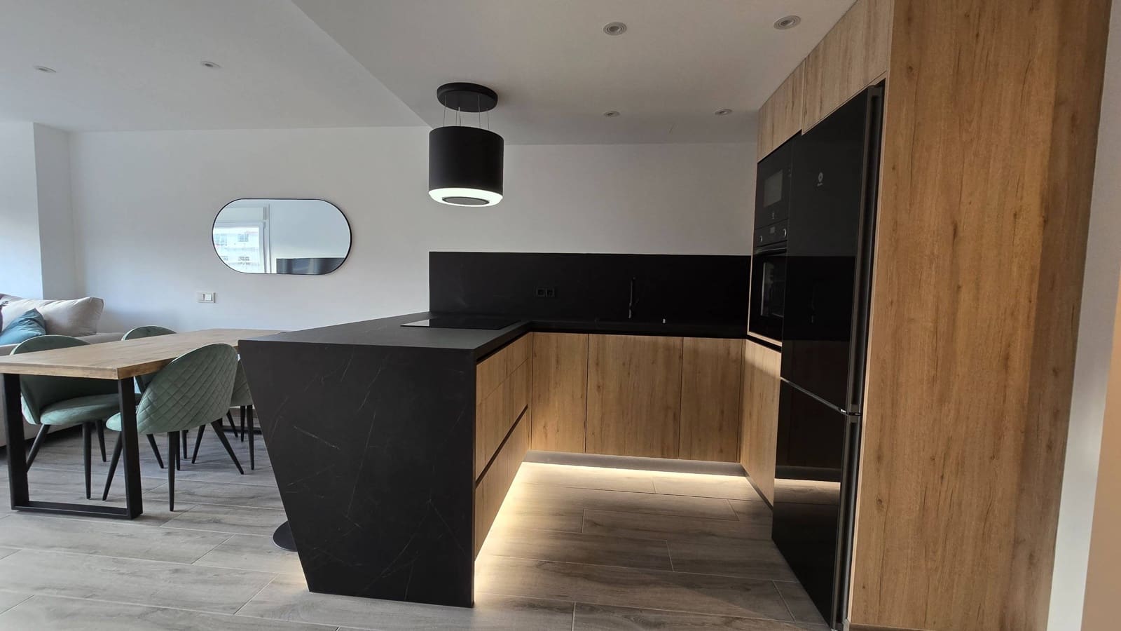 3 sypialnia Apartament na sprzedaż w Estepona z garażem - 405 000 € (Ref: 9051036)