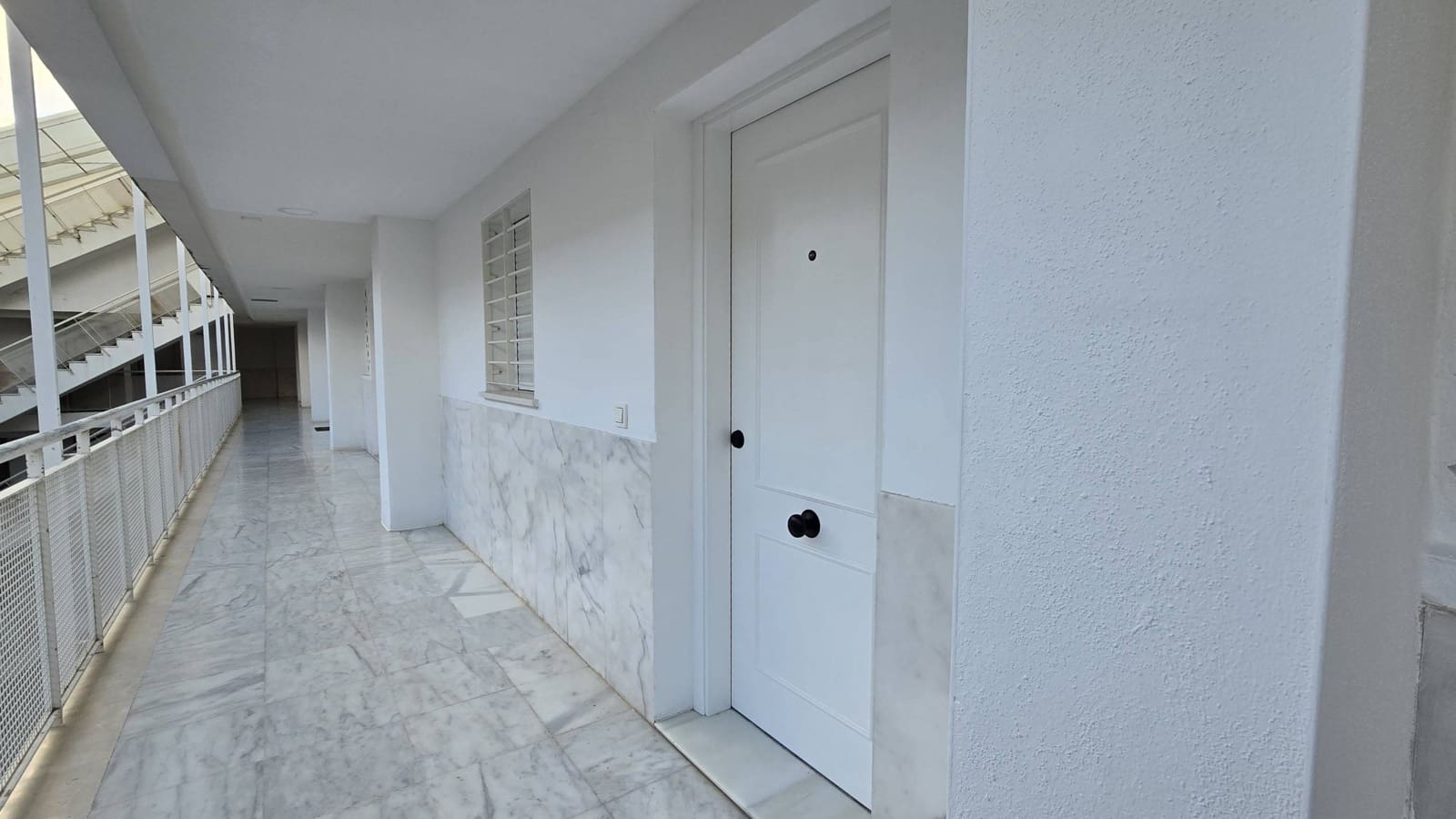 3 sypialnia Apartament na sprzedaż w Estepona z garażem - 405 000 € (Ref: 9051036)