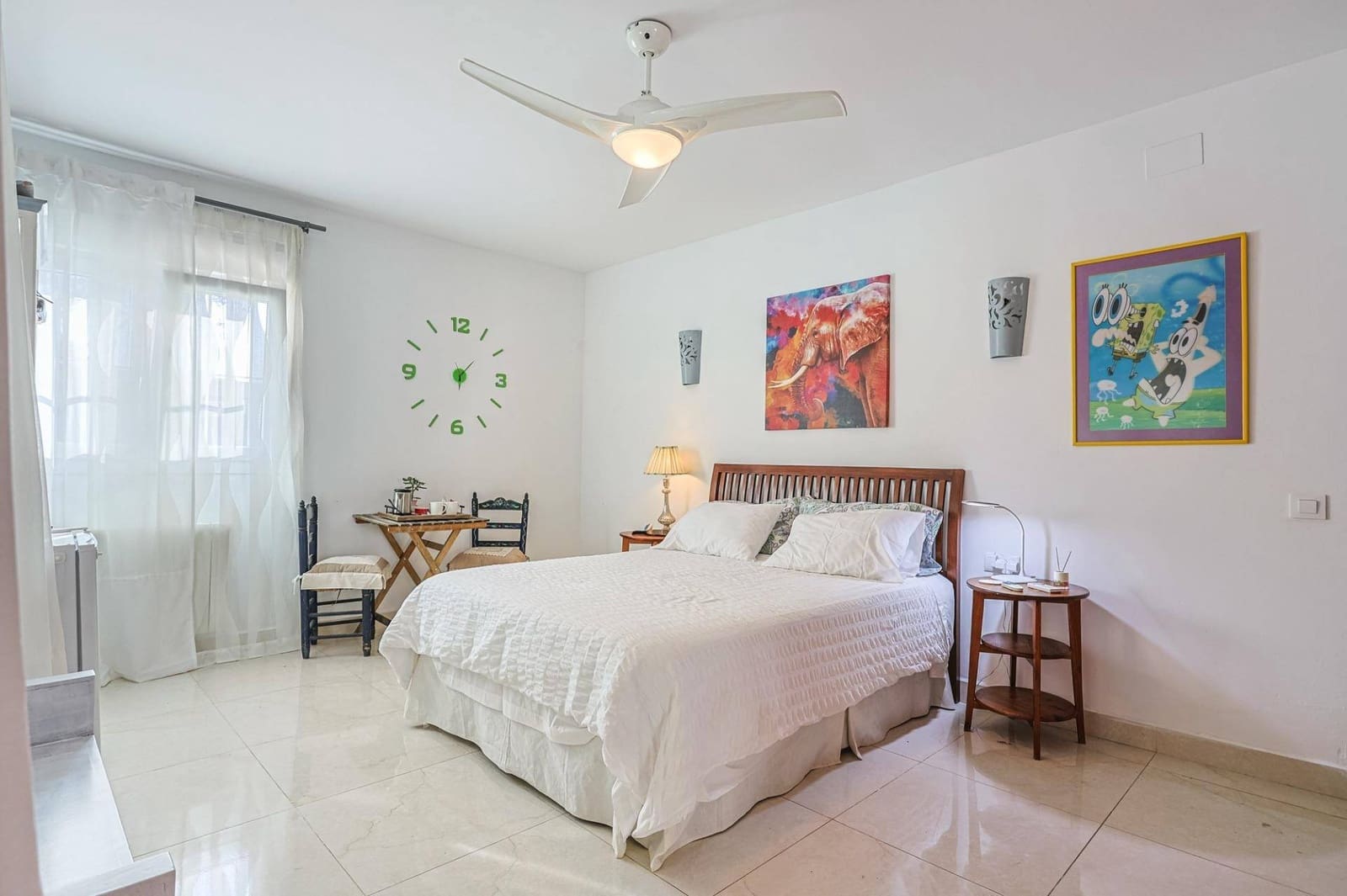 4 soveværelse Villa til salg i Montequinto med swimmingpool garage - € 669.000 (Ref: 9051038)