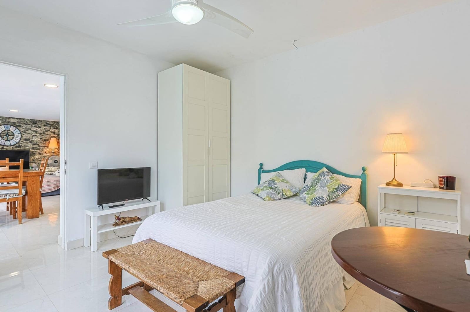 4 soveværelse Villa til salg i Montequinto med swimmingpool garage - € 669.000 (Ref: 9051038)