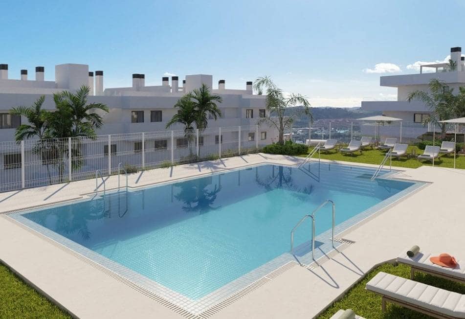 3 bedroom Penthouse for sale in Estepona with pool garage - € 710,000 (Ref: 9075812)