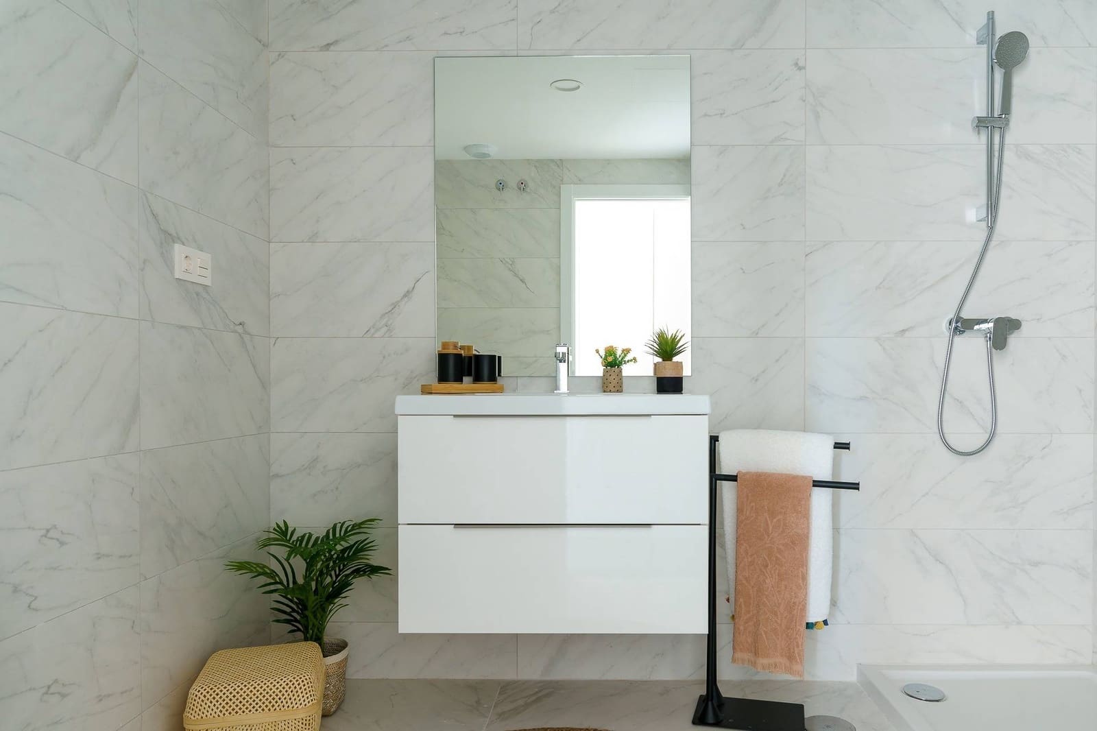 4 quarto Penthouse para venda em Las Lagunas de Mijas com piscina garagem - 779 900 € (Ref: 9077950)