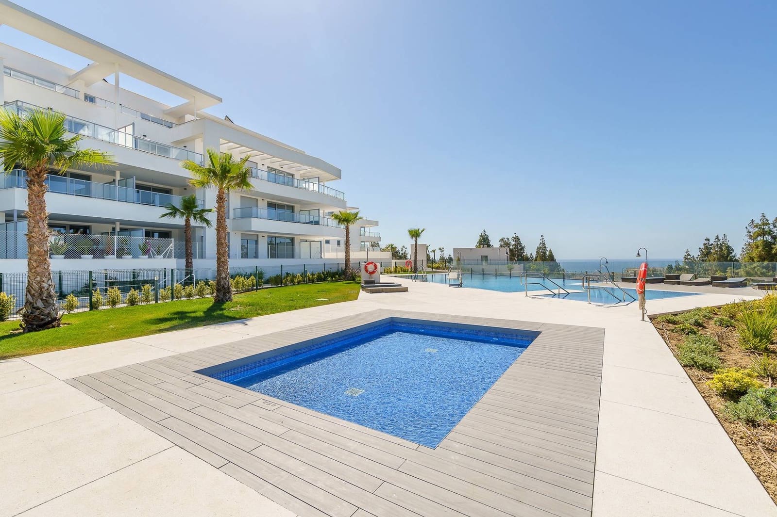 4 quarto Penthouse para venda em Las Lagunas de Mijas com piscina garagem - 779 900 € (Ref: 9077950)