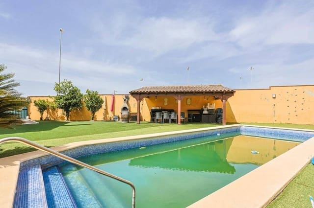 4 bedroom Semi-detached Villa for sale in Alcalá de Guadaira with pool garage - € 439,900 (Ref: 9077952)