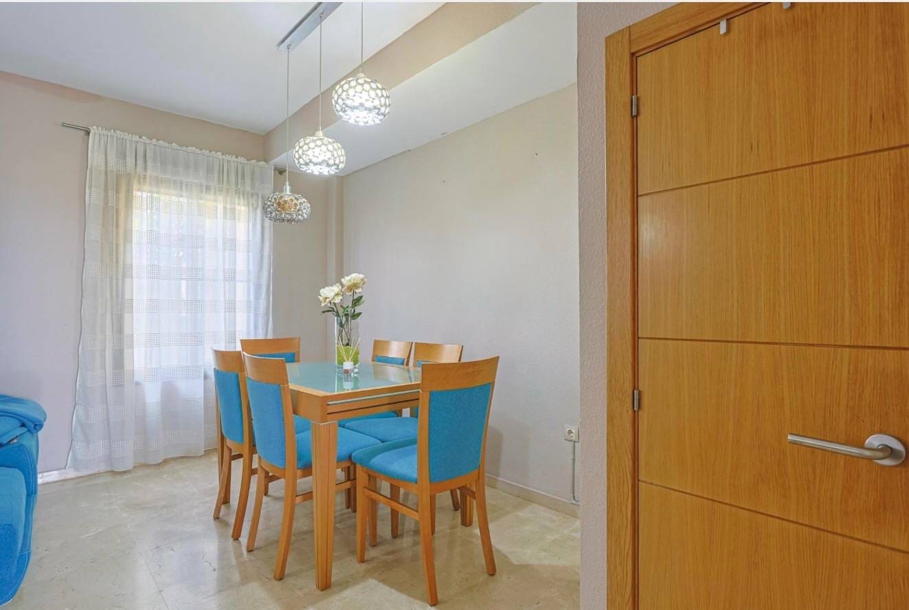 4 soveværelse Semi-Rækkehus til salg i Alcala de Guadaira med swimmingpool garage - € 439.900 (Ref: 9077952)