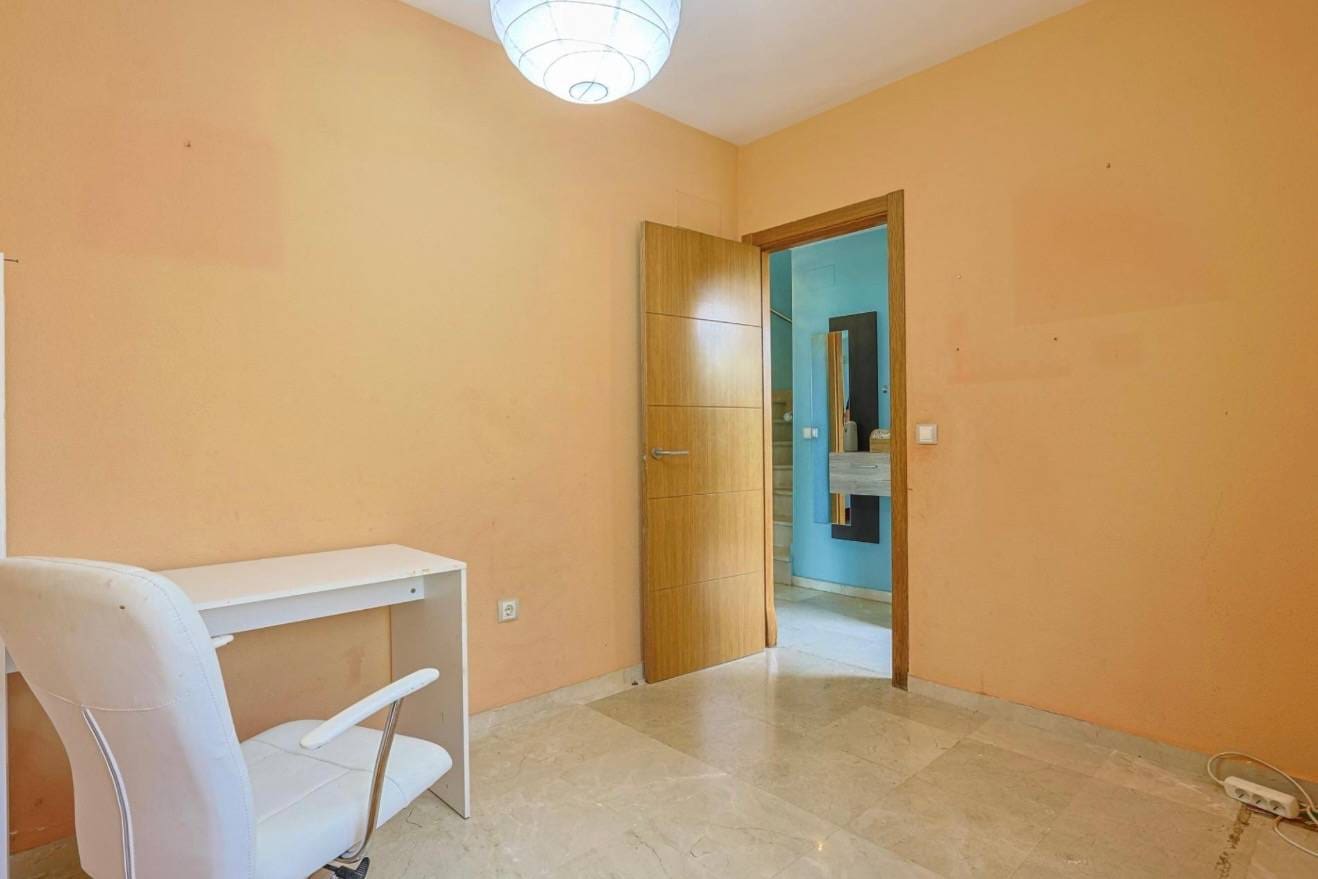 4 soveværelse Semi-Rækkehus til salg i Alcala de Guadaira med swimmingpool garage - € 439.900 (Ref: 9077952)