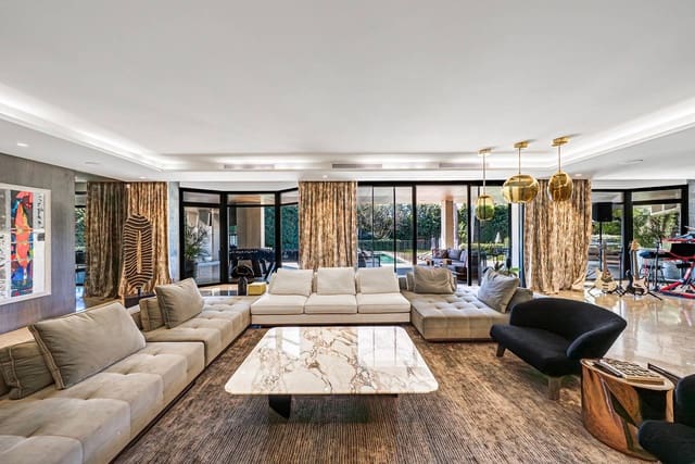 10 Zimmer Villa zu verkaufen in Guadalmina Baja, Marbella mit Pool Garage - 11.500.000 € (Ref: 9100748)
