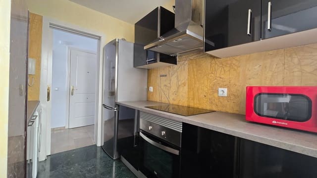 1 Zimmer Apartment zu verkaufen in Puerto de Estepona, Estepona - 299.000 € (Ref: 9102902)