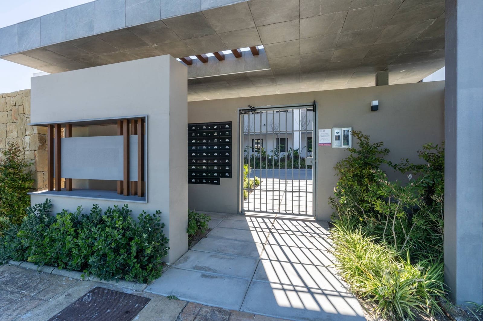 3 soveværelse Penthouse til salg i Casares med swimmingpool garage - € 535.000 (Ref: 9108679)