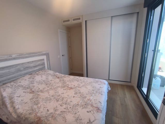 3 chambre Penthouse à vendre à Parque Central, Estepona avec piscine garage - 650 000 € (Ref: 9118728)