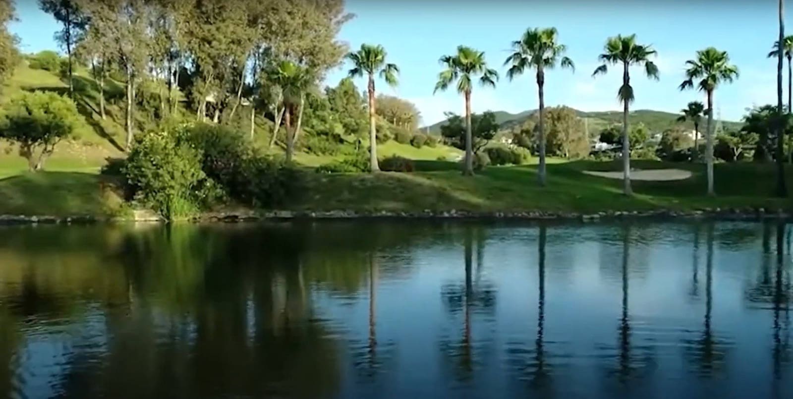 2 bedroom Apartment for sale in Estepona with pool garage - € 815,000 (Ref: 9141613)