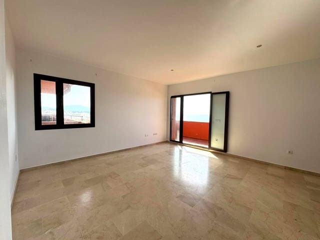 2 chambre Appartement à vendre à Puerto de Estepona, Estepona avec piscine garage - 328 900 € (Ref: 9159459)