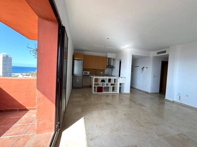 2 chambre Appartement à vendre à Puerto de Estepona, Estepona avec piscine garage - 328 900 € (Ref: 9159459)