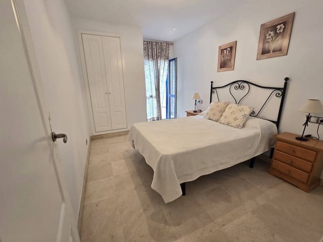 Apartamento Playa de 1 habitación en San Luis de Sabinillas, Manilva en venta con piscina garaje - 250.000 € (Ref: 9202450)