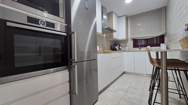 3 quarto Apartamento para venda em Manilva com piscina garagem - 480 000 € (Ref: 9248212)