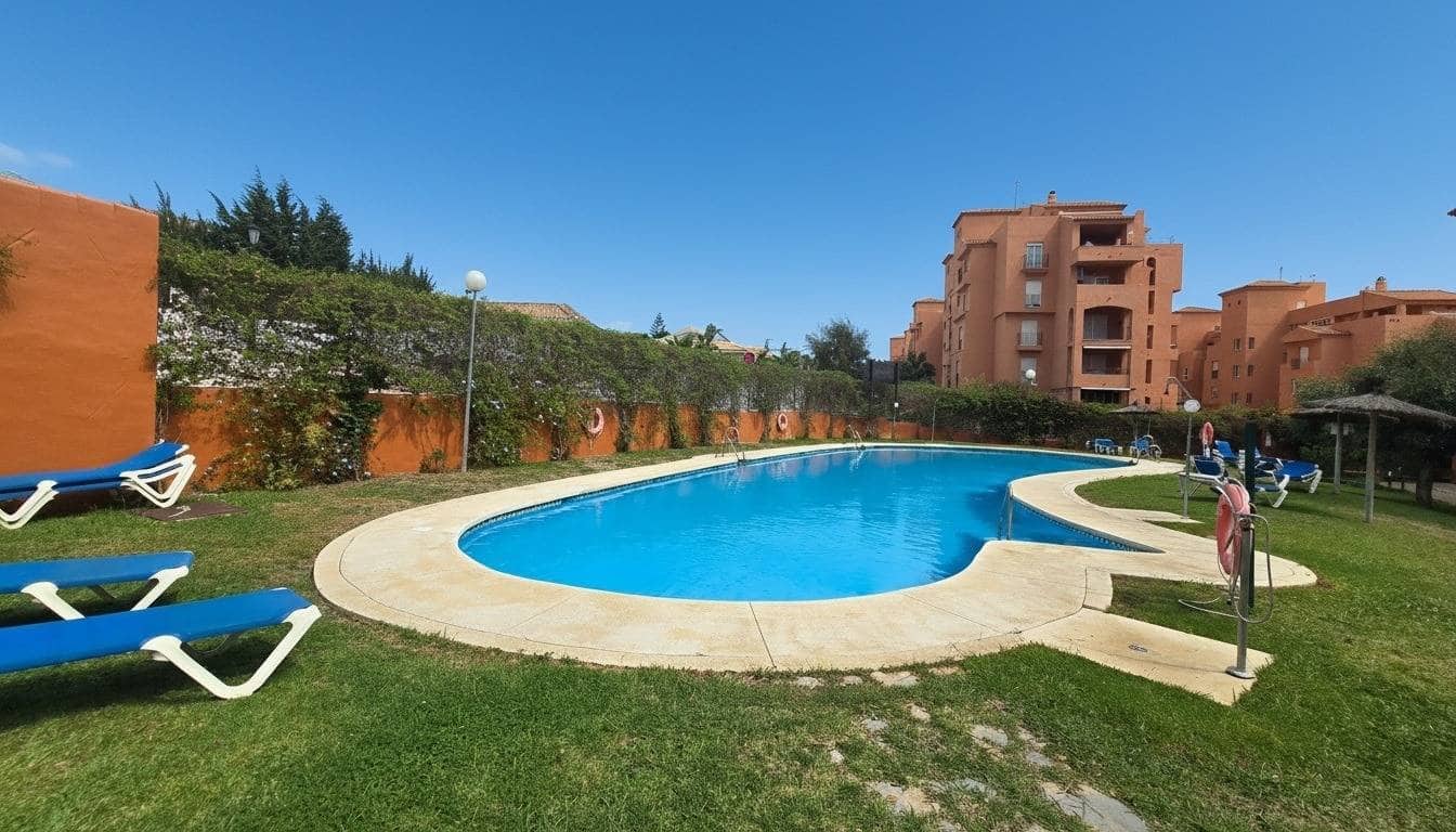 3 Zimmer Apartment zu verkaufen in Manilva mit Pool Garage - 480.000 € (Ref: 9248212)