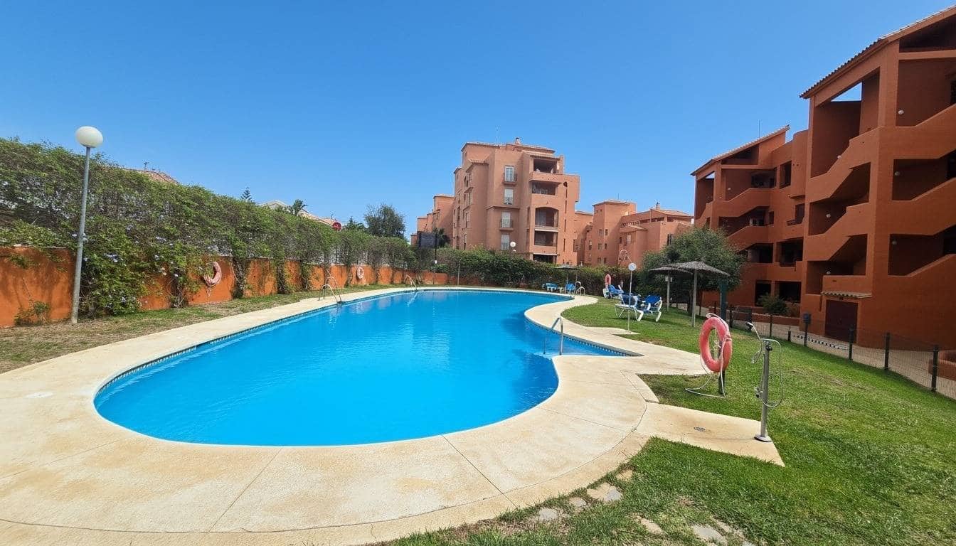 3 Zimmer Apartment zu verkaufen in Manilva mit Pool Garage - 480.000 € (Ref: 9248212)