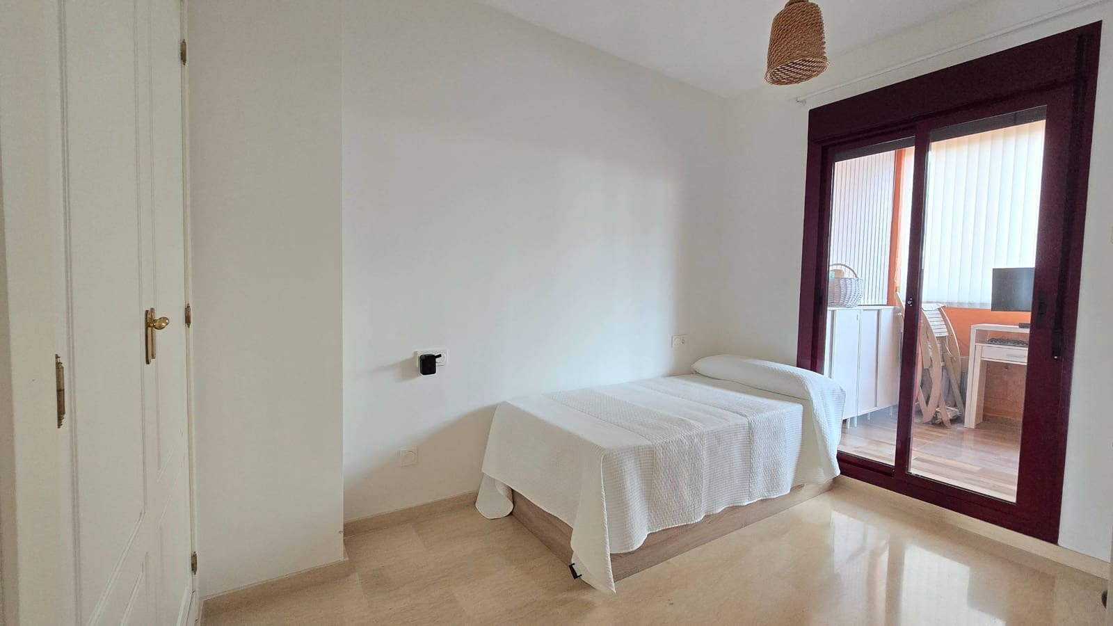3 Zimmer Apartment zu verkaufen in Manilva mit Pool Garage - 480.000 € (Ref: 9248212)