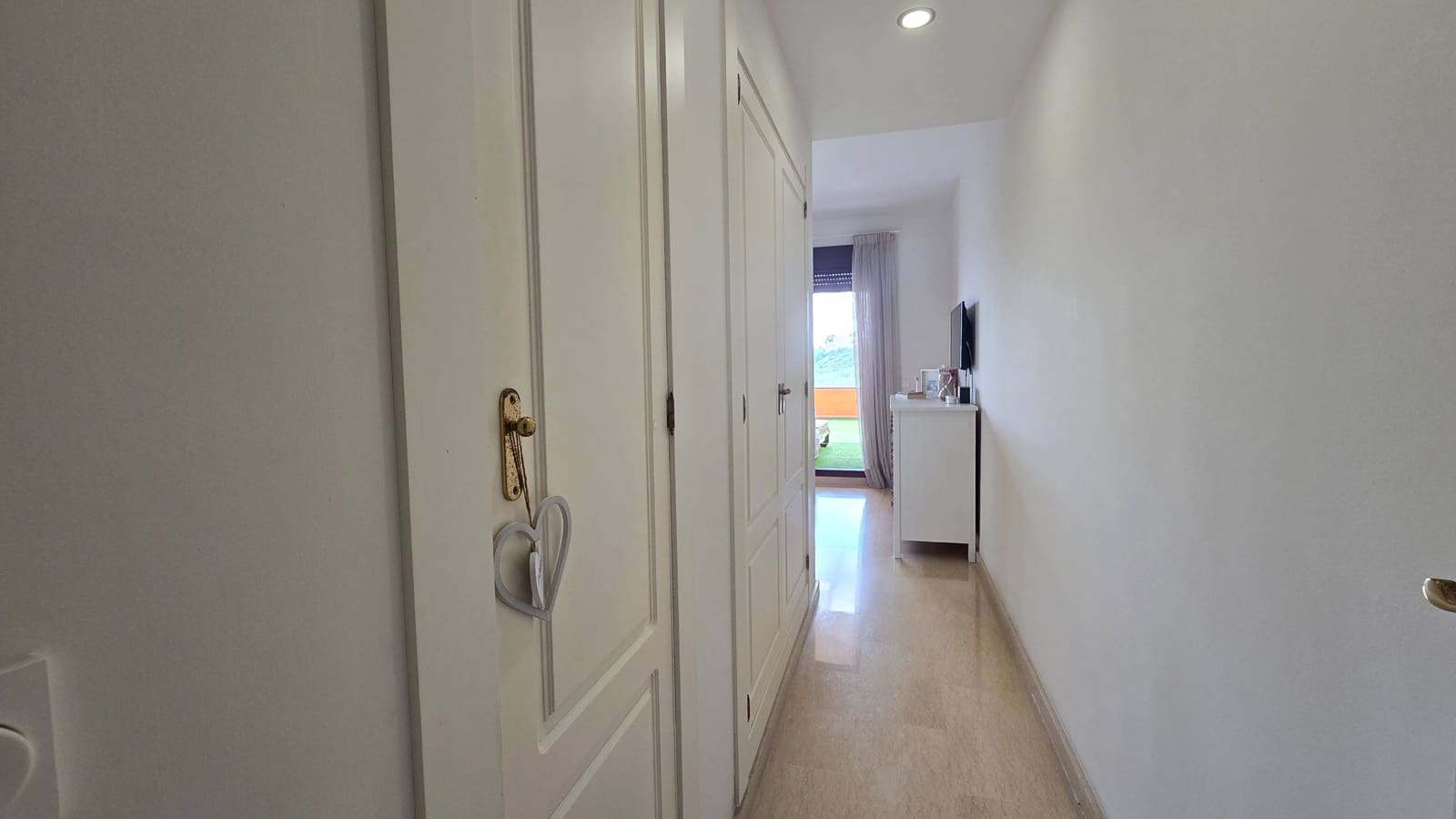 3 Zimmer Apartment zu verkaufen in Manilva mit Pool Garage - 480.000 € (Ref: 9248212)