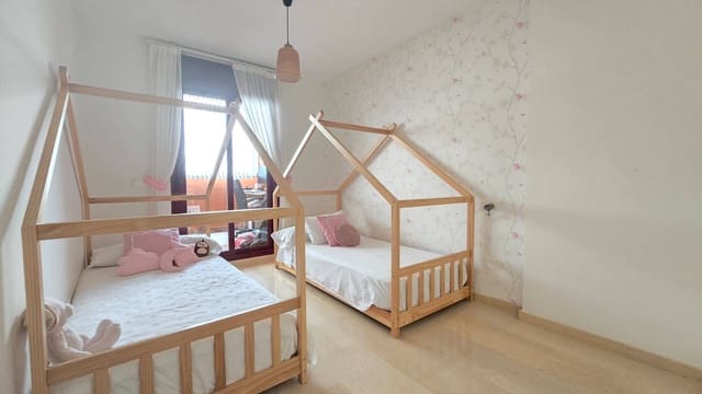 3 slaapkamer Appartement te koop in Manilva met zwembad garage - € 480.000 (Ref: 9248212)