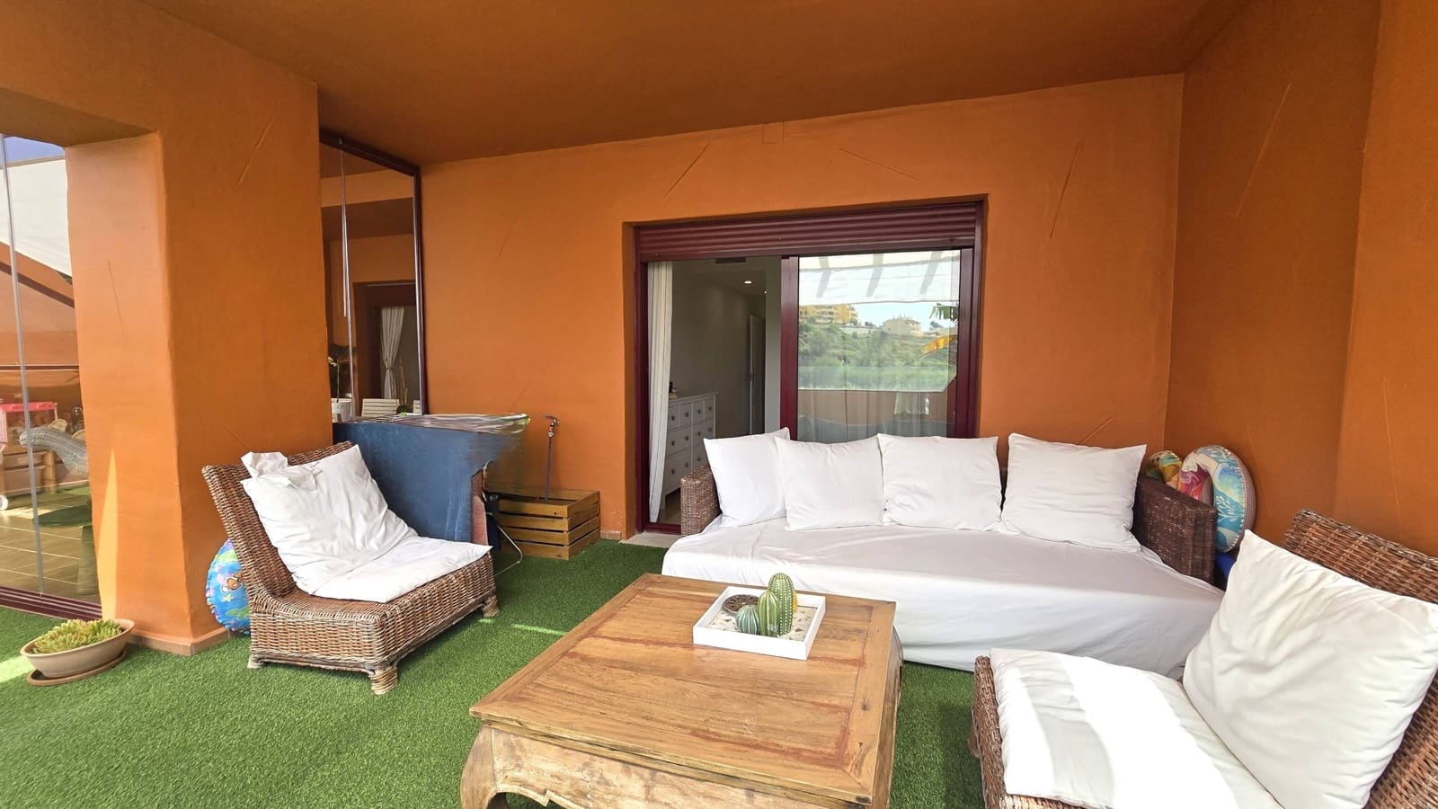 3 Zimmer Apartment zu verkaufen in Manilva mit Pool Garage - 480.000 € (Ref: 9248212)