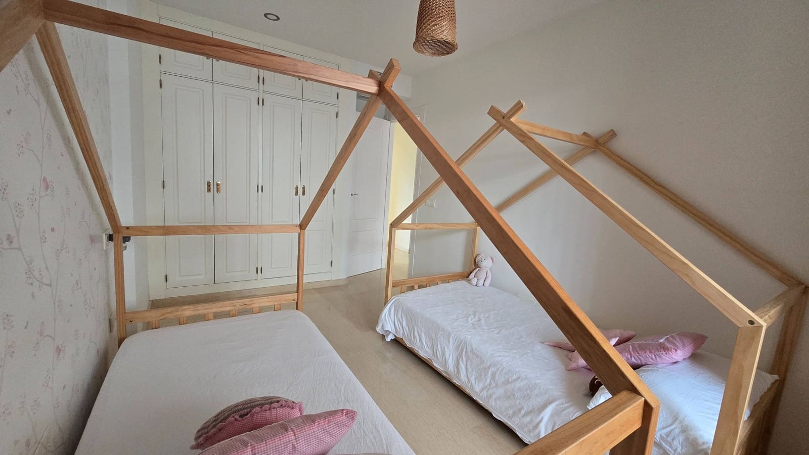 3 Zimmer Apartment zu verkaufen in Manilva mit Pool Garage - 480.000 € (Ref: 9248212)