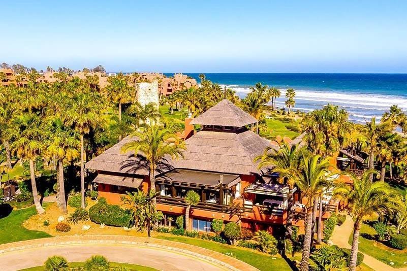 2 makuuhuone Huoneisto myytävänä paikassa New Golden Mile mukana uima-altaan 
autotalli - 625 000 € (Ref: 9272615)