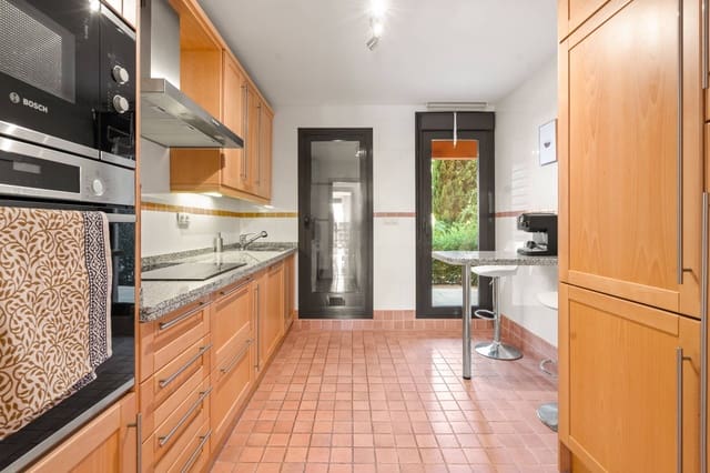 2 makuuhuone Huoneisto myytävänä paikassa Selwo, Estepona mukana uima-altaan 
autotalli - 625 000 € (Ref: 9272615)