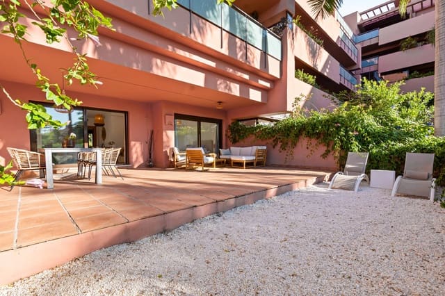 2 makuuhuone Huoneisto myytävänä paikassa Selwo, Estepona mukana uima-altaan 
autotalli - 625 000 € (Ref: 9272615)