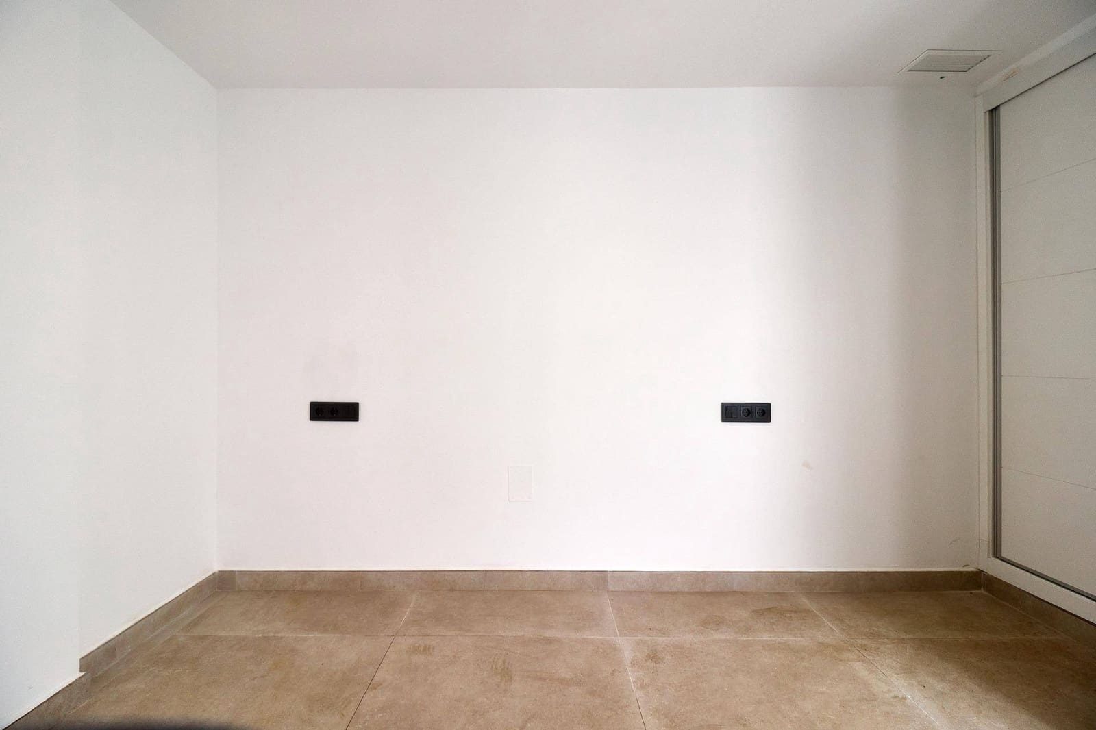 Ático de 2 habitaciones en Fuengirola en venta - 995.000 € (Ref: 9276354)