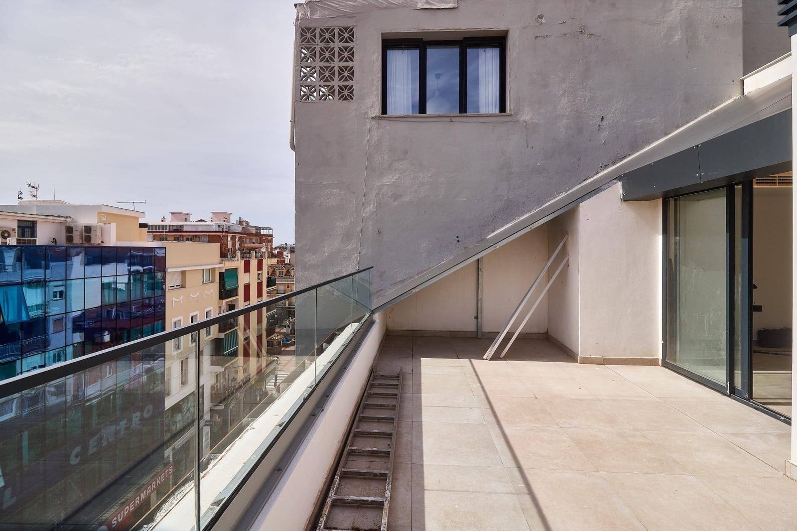 Ático de 2 habitaciones en Fuengirola en venta - 995.000 € (Ref: 9276354)