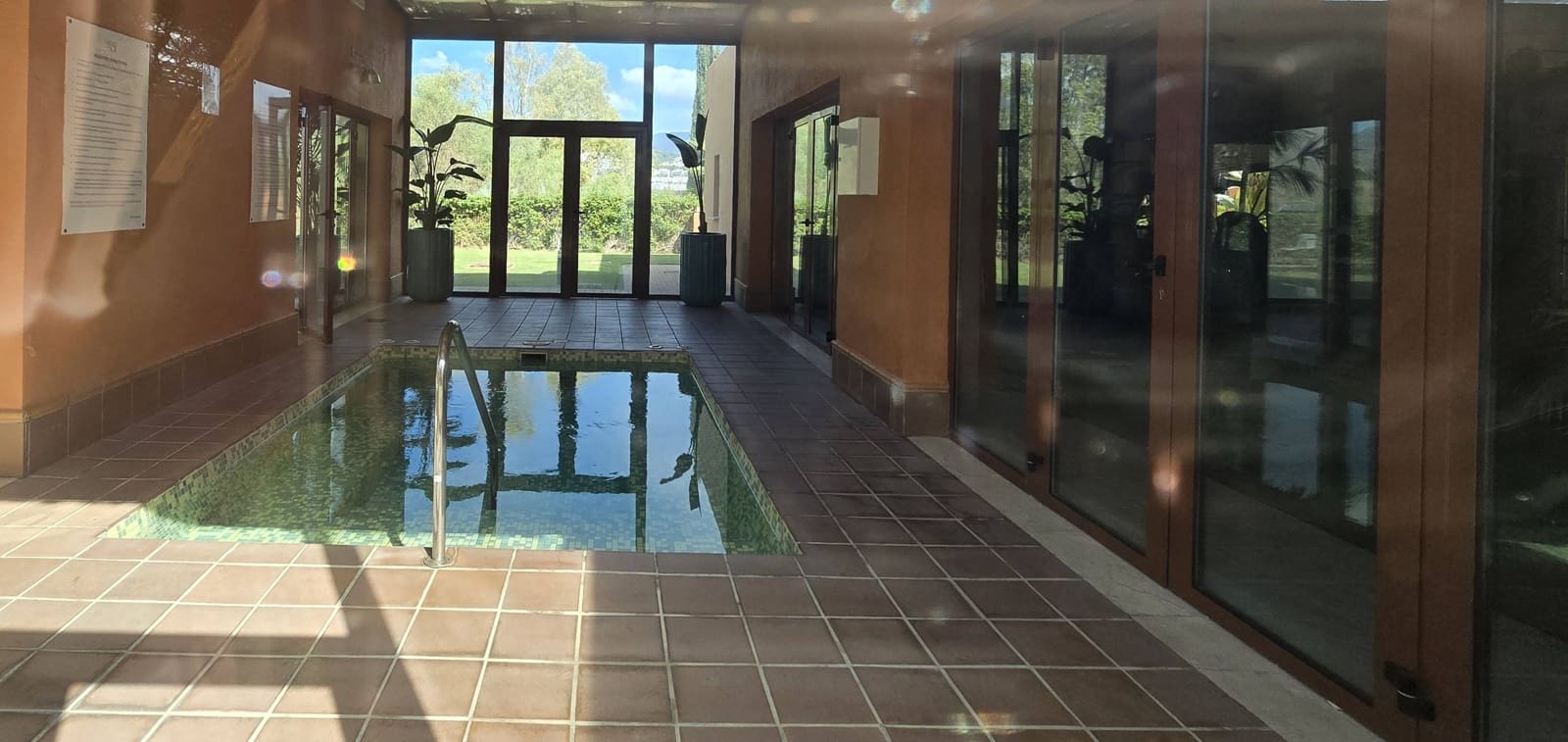 3 Zimmer Apartment zu verkaufen in Benahavis mit Pool Garage - 490.000 € (Ref: 9326480)