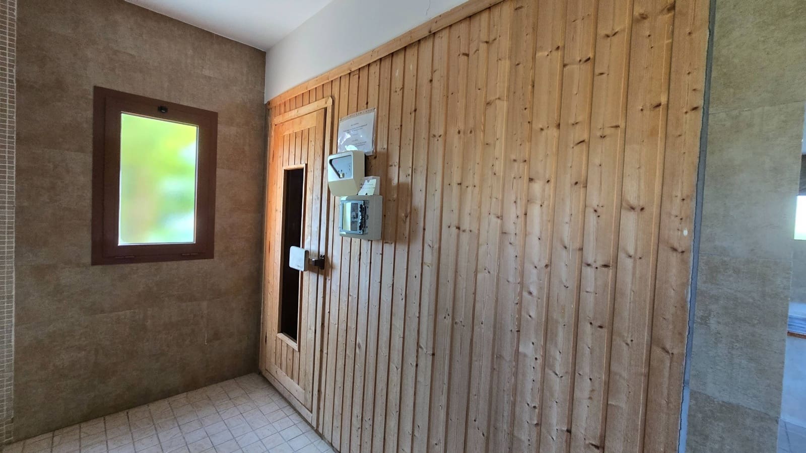 3 Zimmer Apartment zu verkaufen in Benahavis mit Pool Garage - 490.000 € (Ref: 9326480)