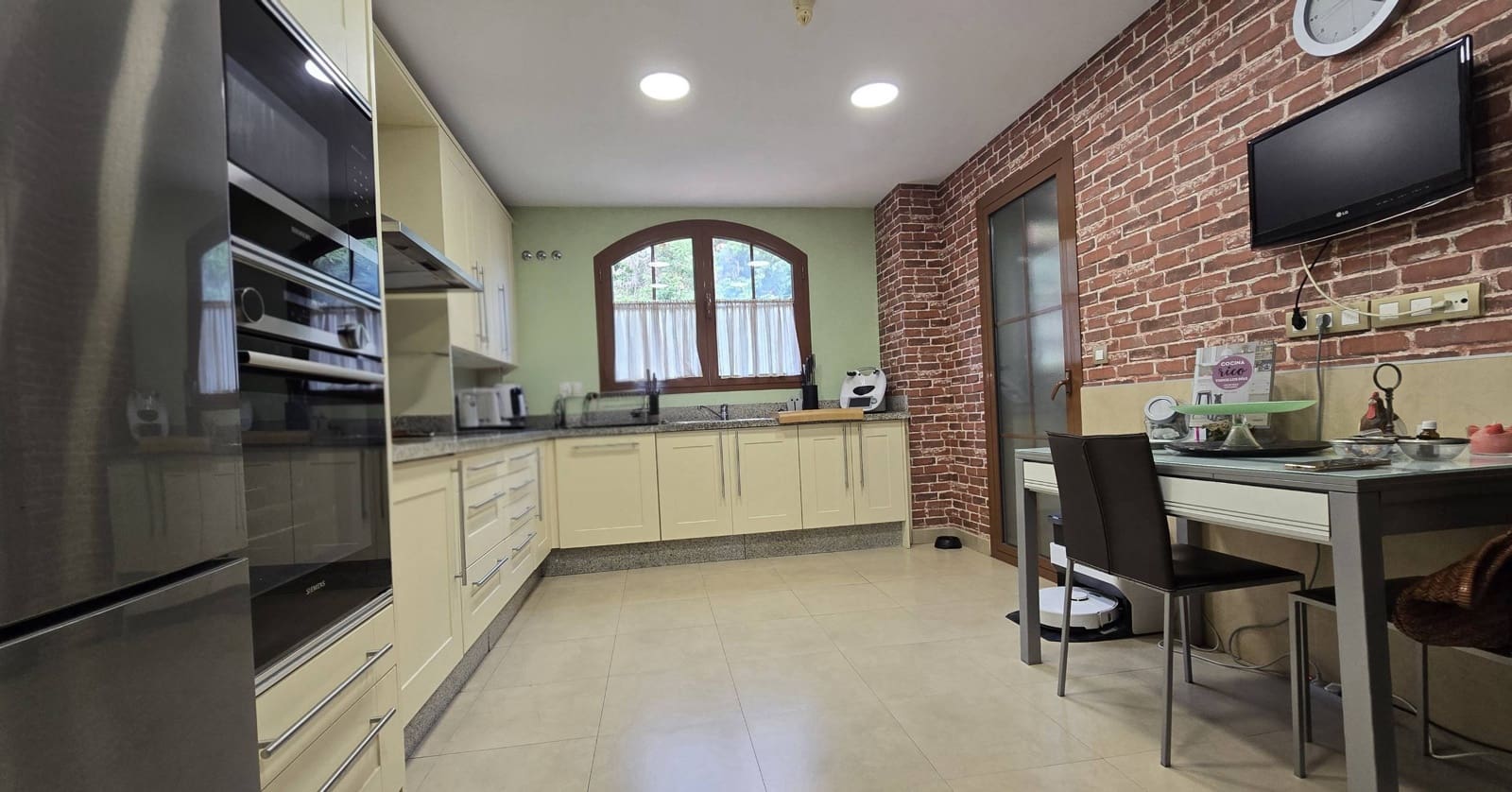 3 Zimmer Apartment zu verkaufen in Benahavis mit Pool Garage - 490.000 € (Ref: 9326480)