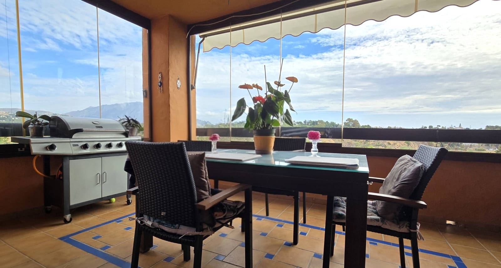 3 Zimmer Apartment zu verkaufen in Benahavis mit Pool Garage - 490.000 € (Ref: 9326480)