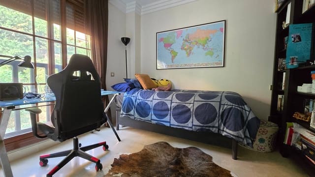 3 Zimmer Apartment zu verkaufen in Benahavís mit Pool Garage - 490.000 € (Ref: 9326480)