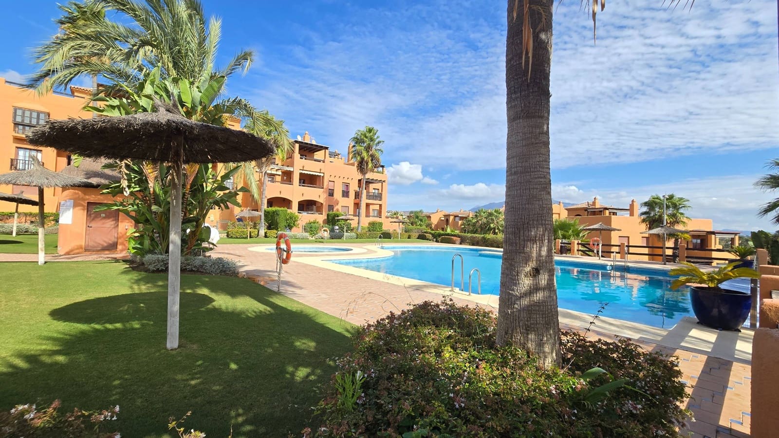 3 Zimmer Apartment zu verkaufen in Benahavis mit Pool Garage - 490.000 € (Ref: 9326480)